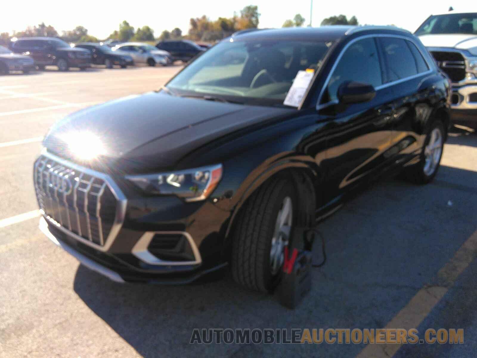 WA1AUCF3XM1098590 Audi Q3 2021