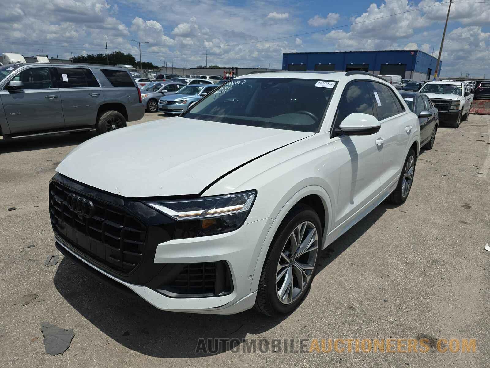 WA1AVAF17MD041097 Audi Q8 2021