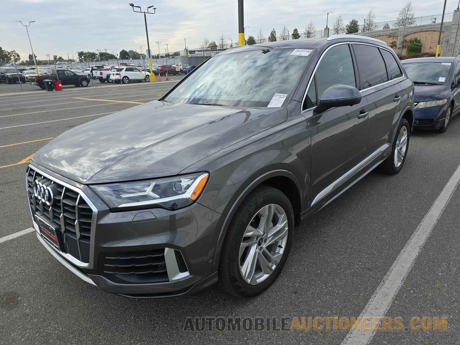 WA1AXAF70MD033681 Audi Q7 2021