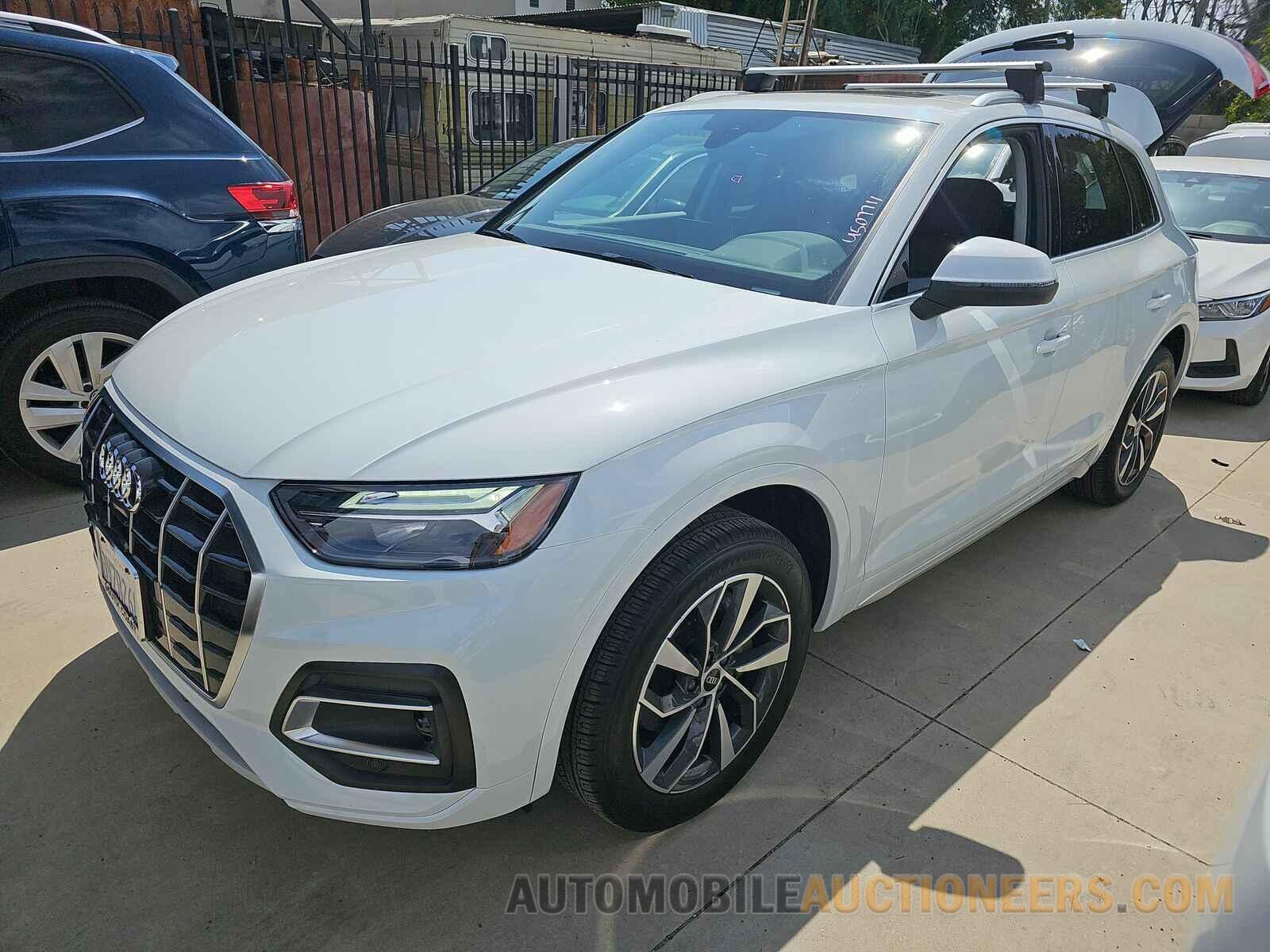 WA1BAAFY0M2071129 Audi Q5 2021