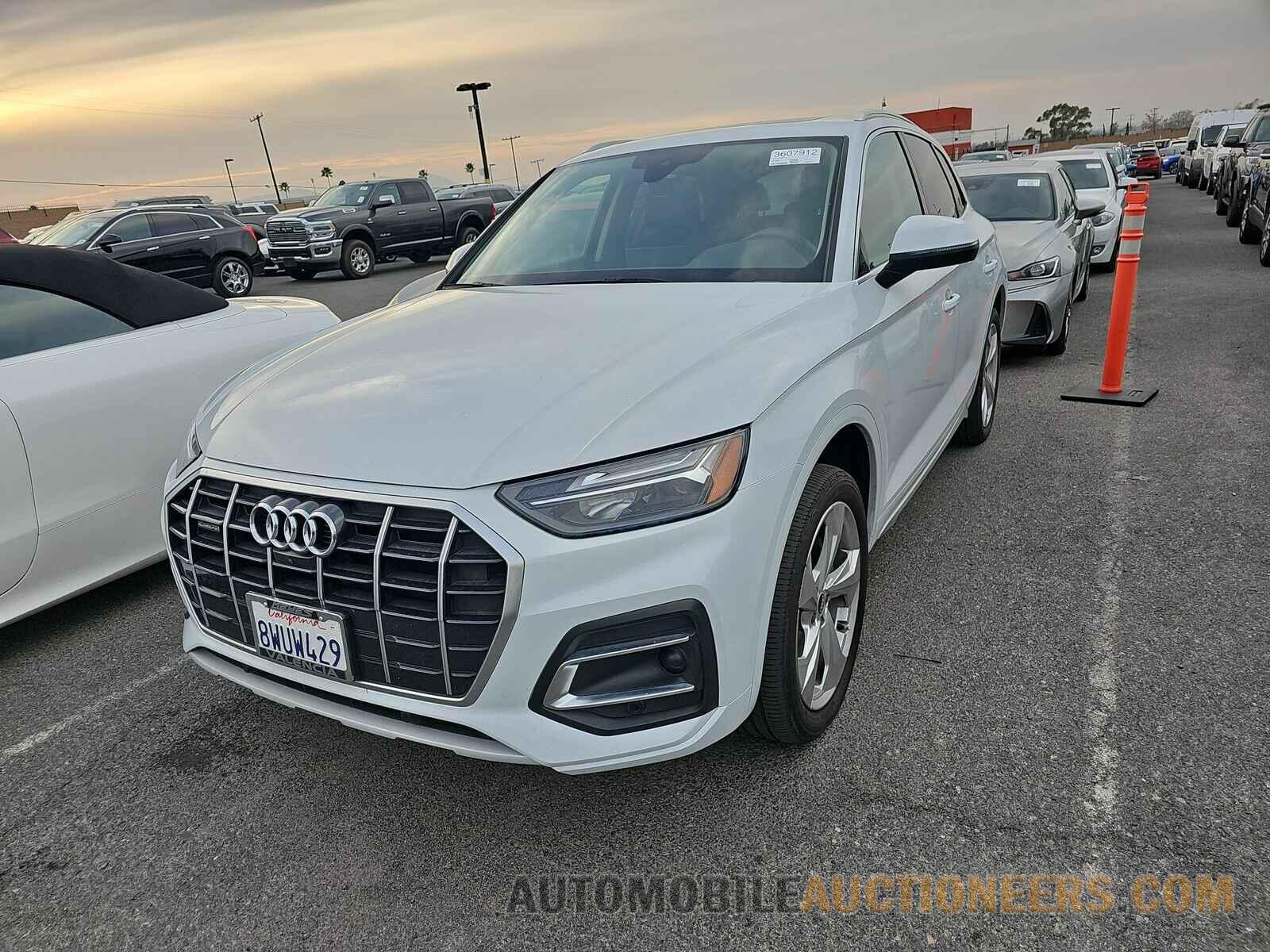 WA1BAAFY2M2034812 Audi Q5 2021