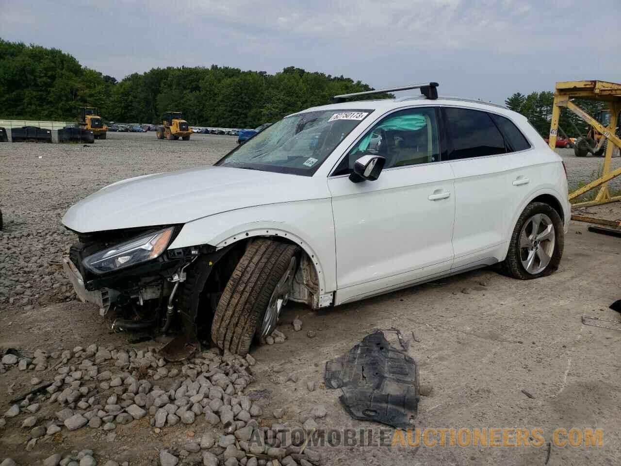 WA1BAAFY3M2008977 AUDI Q5 2021