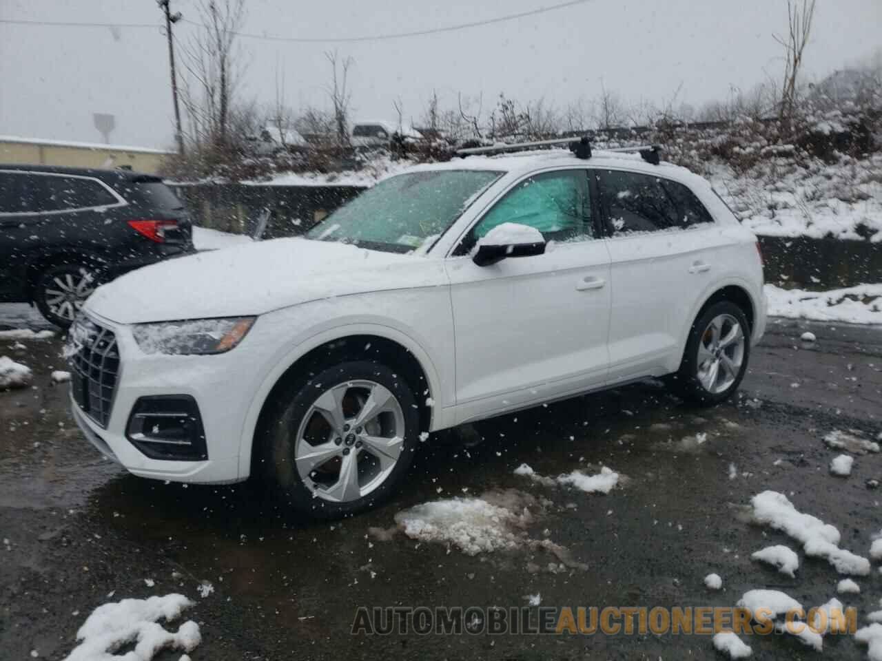 WA1BAAFY3M2067897 AUDI Q5 2021