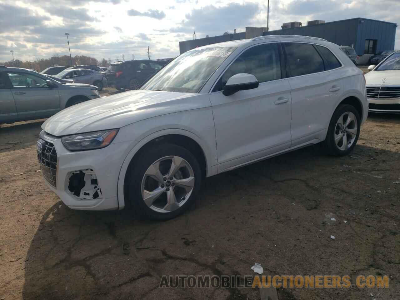 WA1BAAFY4M2009801 AUDI Q5 2021