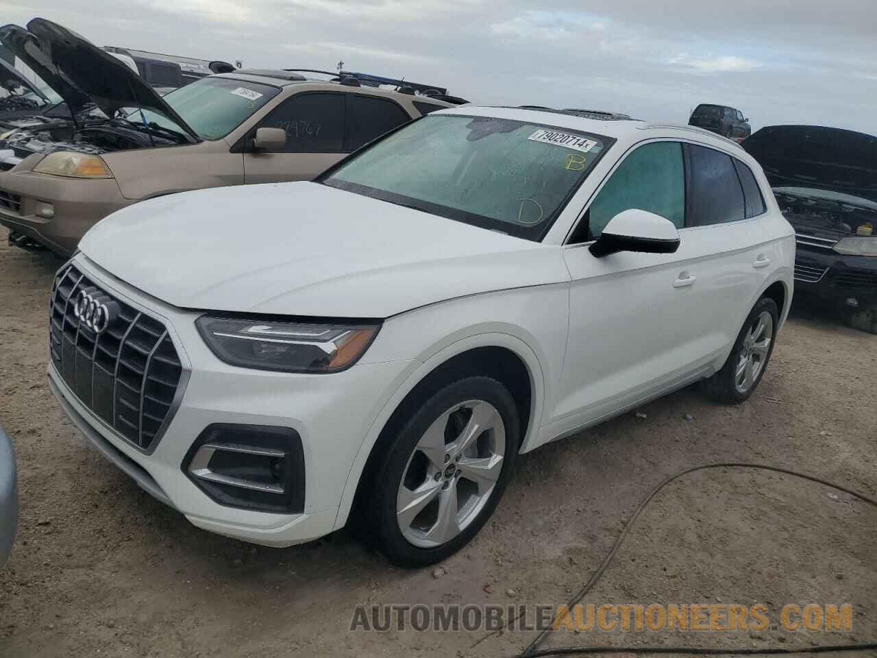 WA1BAAFY4M2098866 AUDI Q5 2021