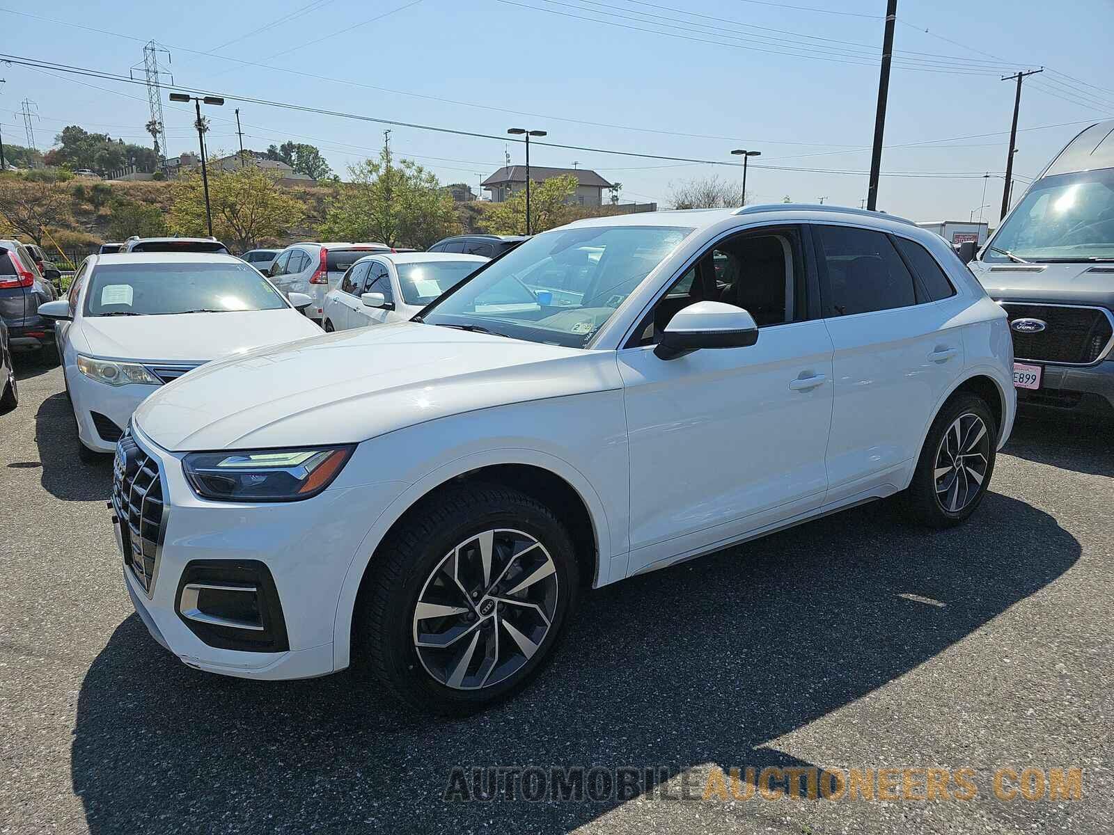 WA1BAAFY5M2018944 Audi Q5 2021