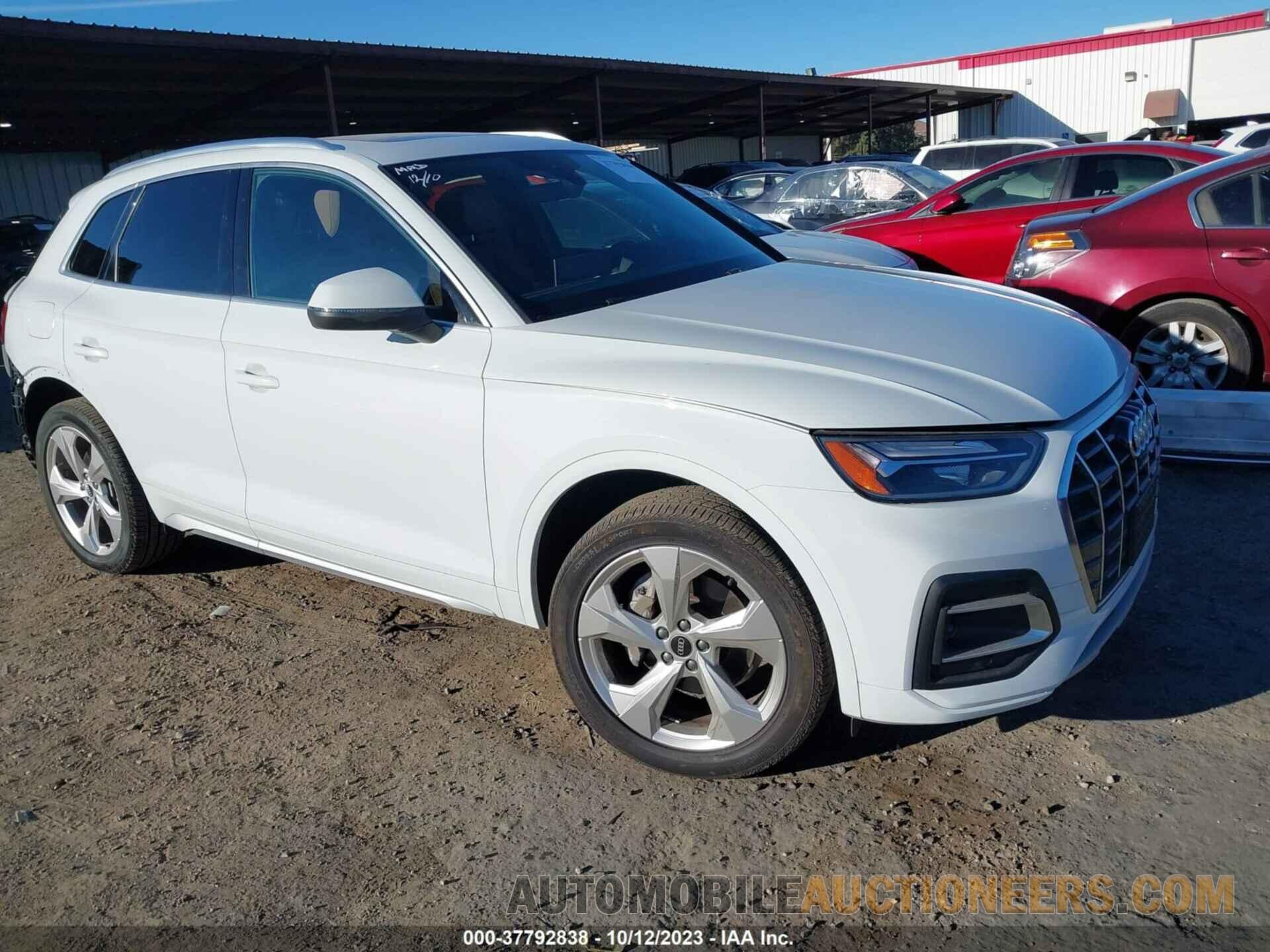 WA1BAAFY5M2130563 AUDI Q5 2021