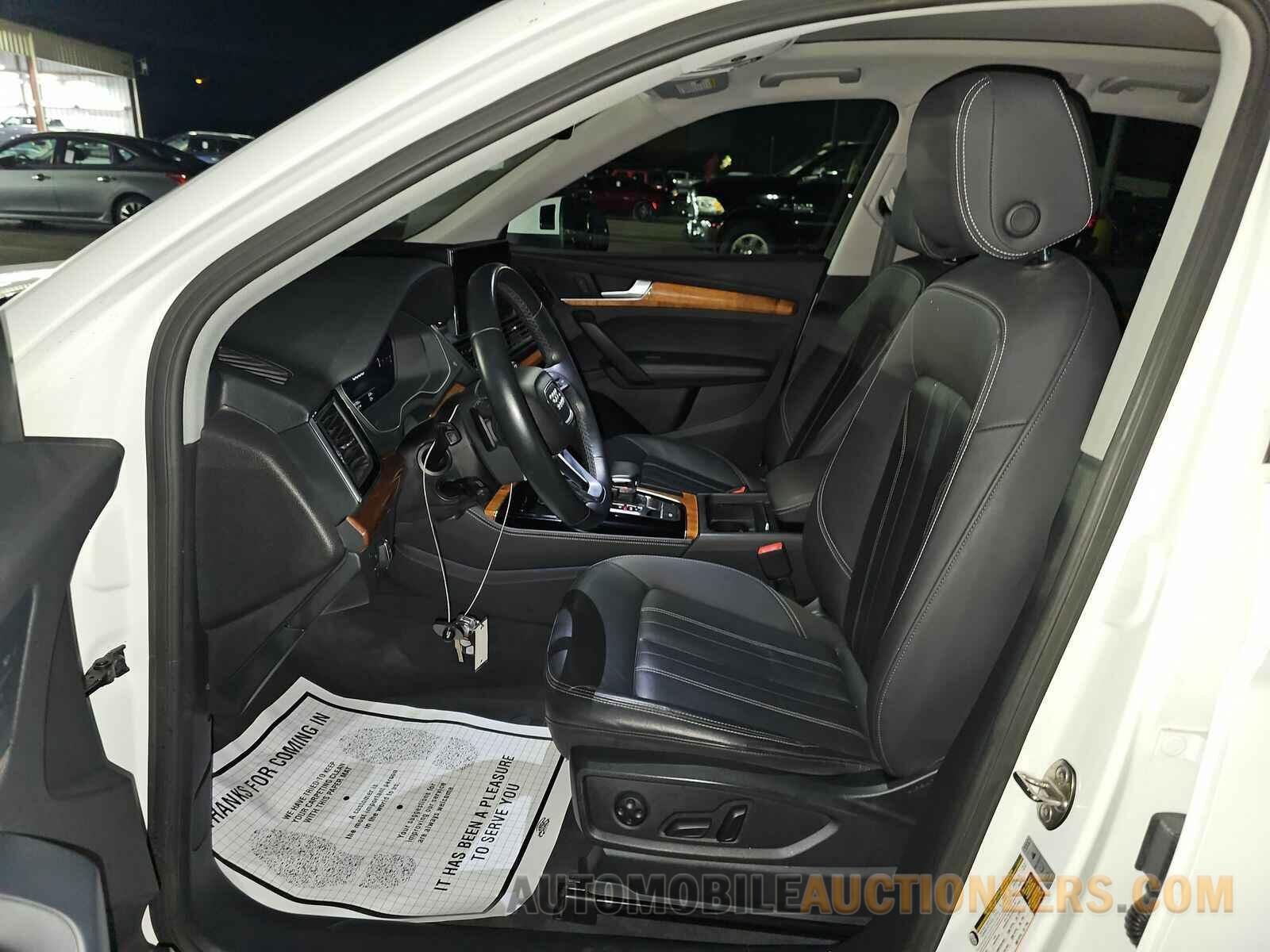 WA1BAAFY7M2110217 Audi Q5 2021