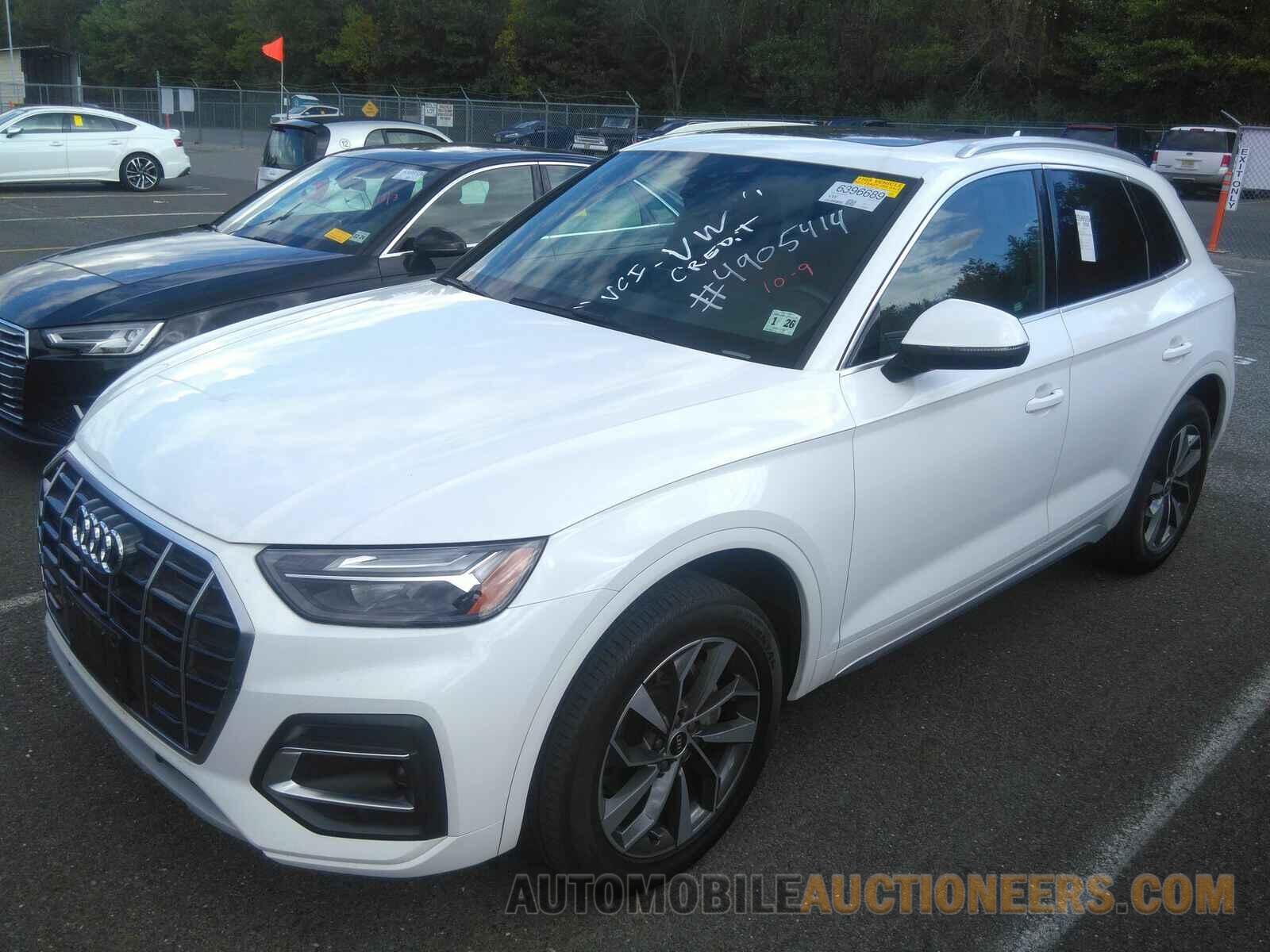 WA1BAAFY9M2047928 Audi Q5 2021