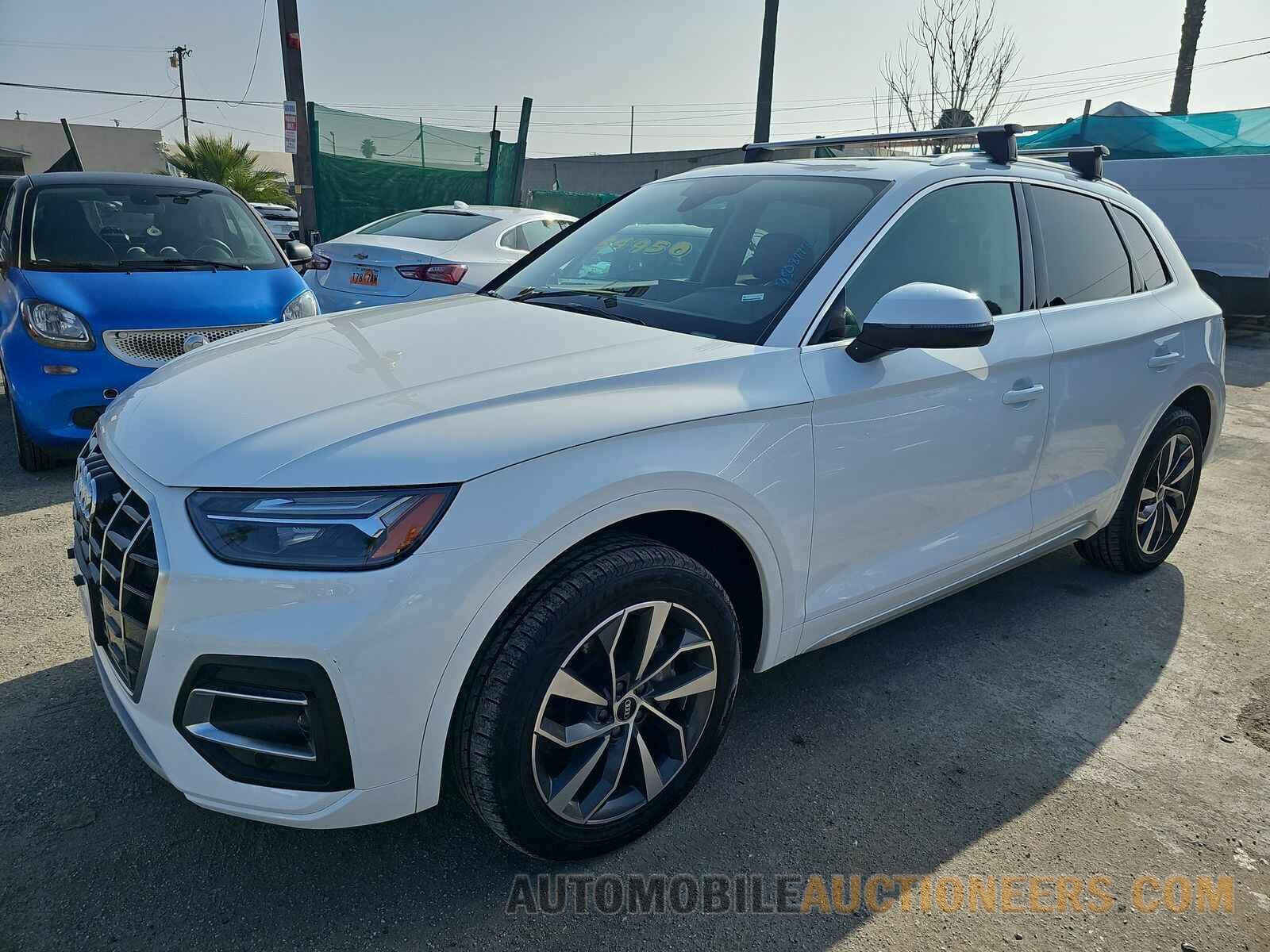 WA1BAAFYXM2018096 Audi Q5 2021