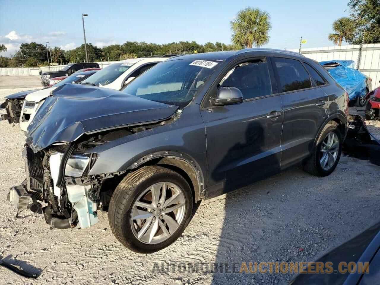 WA1BCCFS0HR004609 AUDI Q3 2017