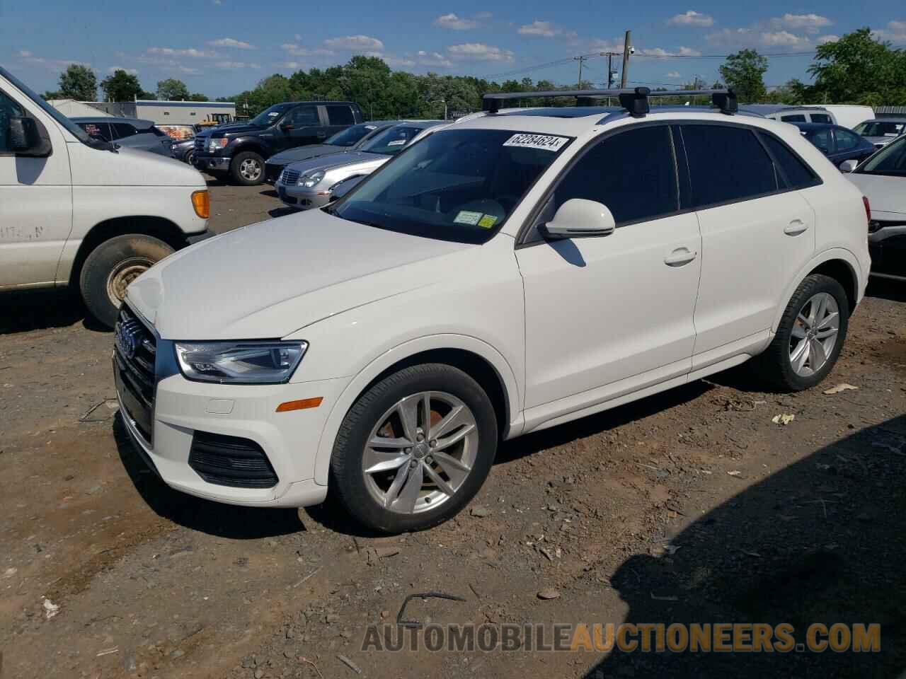 WA1BCCFS0HR013861 AUDI Q3 2017