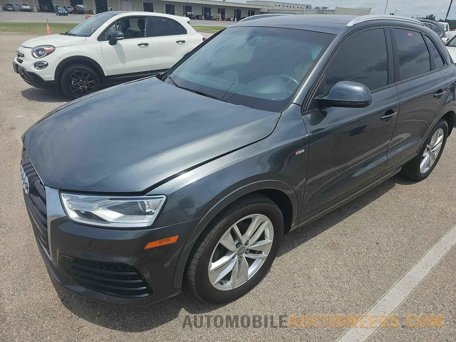 WA1BCCFS0JR007385 Audi Q3 2018