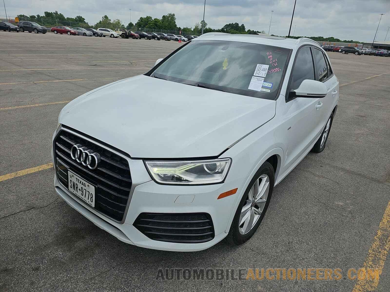 WA1BCCFS2JR009235 Audi Q3 2018