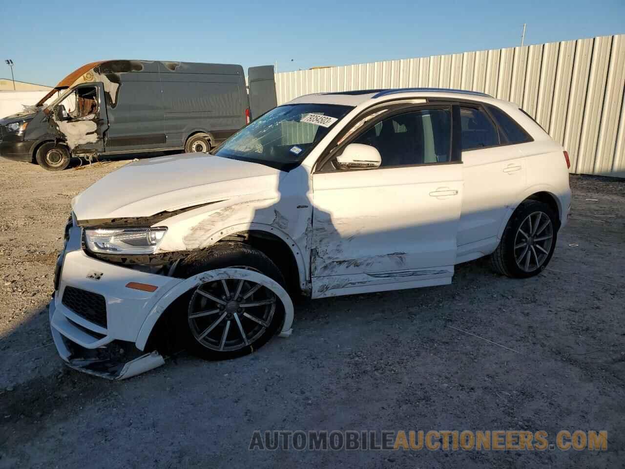 WA1BCCFS5JR018057 AUDI Q3 2018