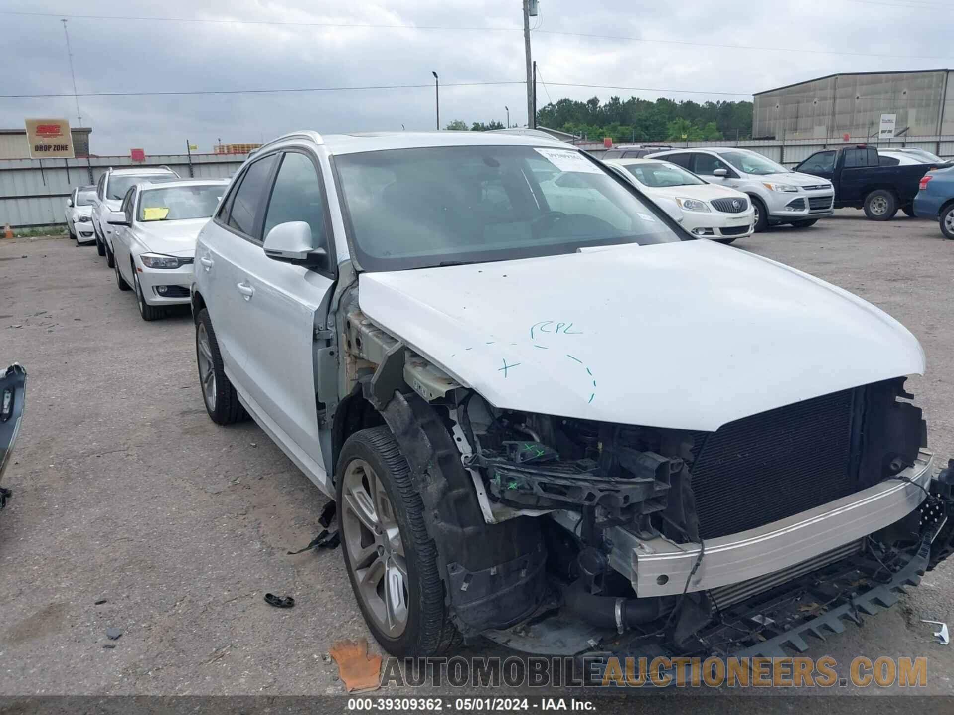 WA1BCCFS6JR025664 AUDI Q3 2018