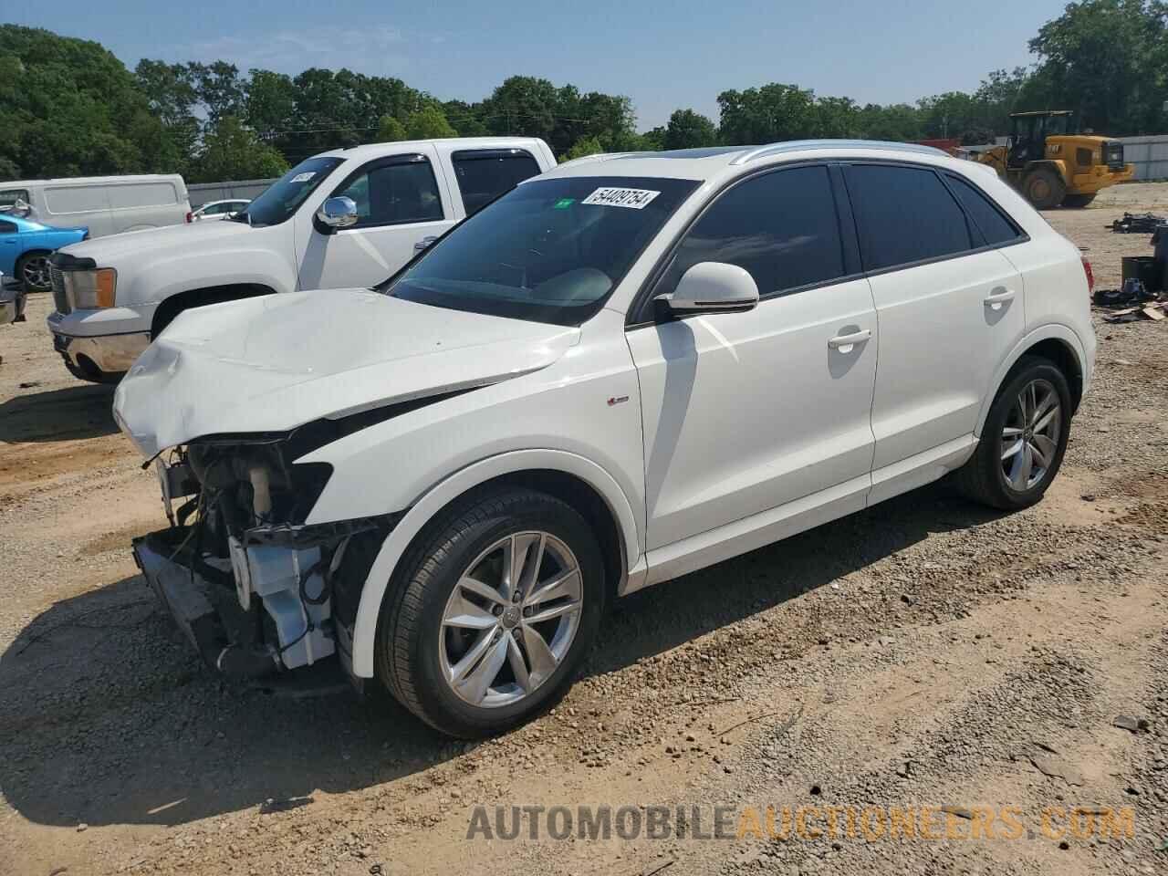 WA1BCCFS6JR030007 AUDI Q3 2018