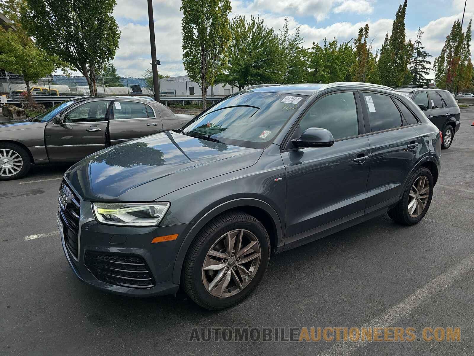 WA1BCCFS7JR002068 Audi Q3 2018