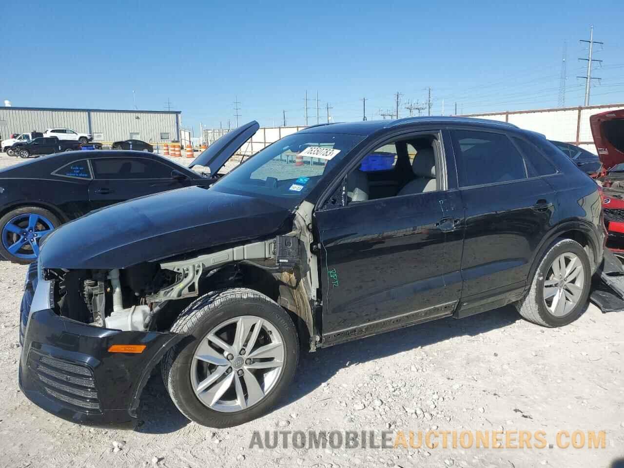 WA1BCCFS8JR002516 AUDI Q3 2018