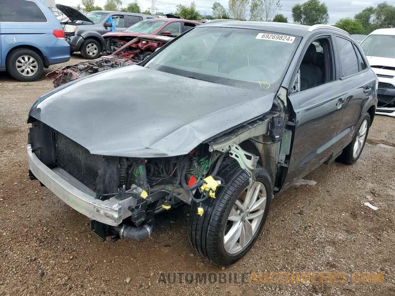 WA1BCCFS8JR005688 AUDI Q3 2018