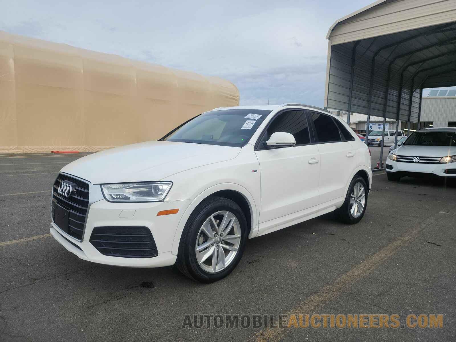 WA1BCCFS8JR010115 Audi Q3 2018