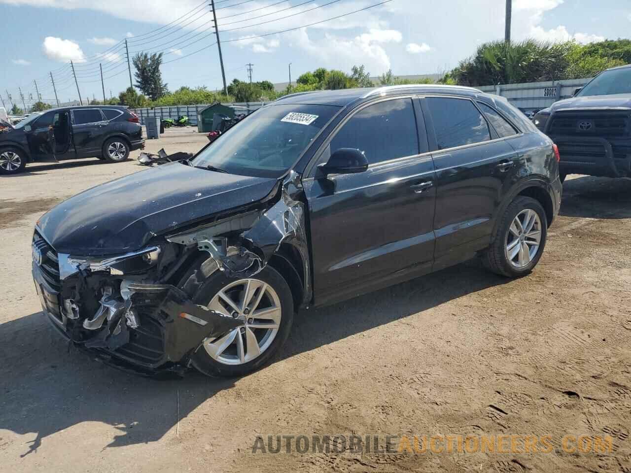 WA1BCCFS9HR013910 AUDI Q3 2017