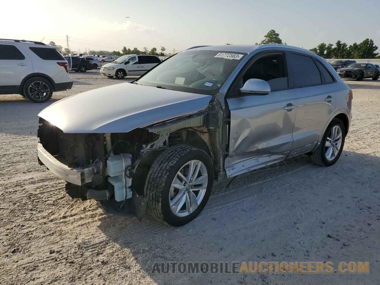 WA1BCCFS9JR010236 AUDI Q3 2018