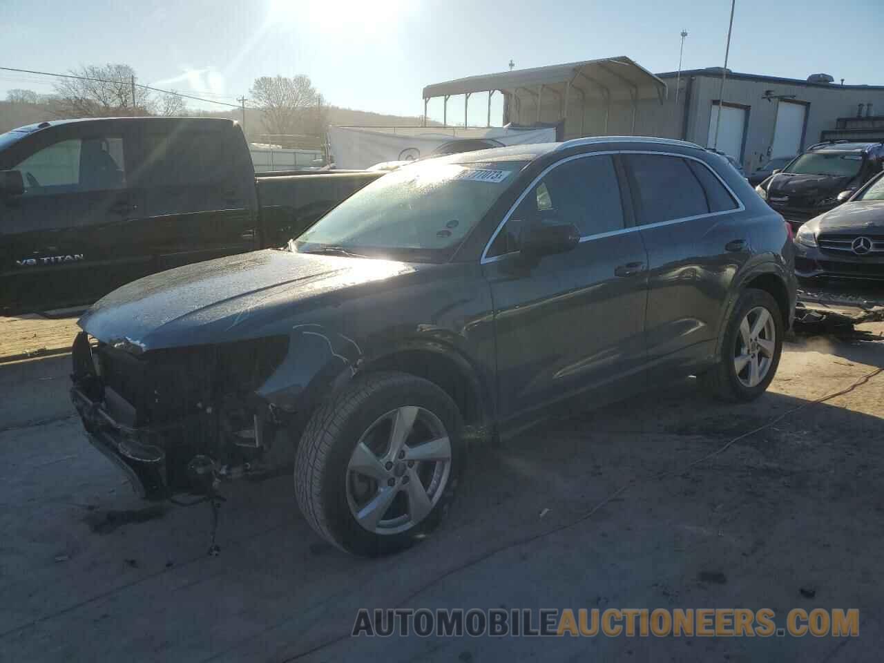 WA1BECF31K1082079 AUDI Q3 2019