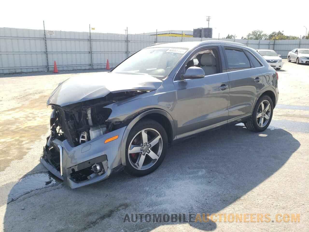 WA1BFCFS6FR013528 AUDI Q3 2015