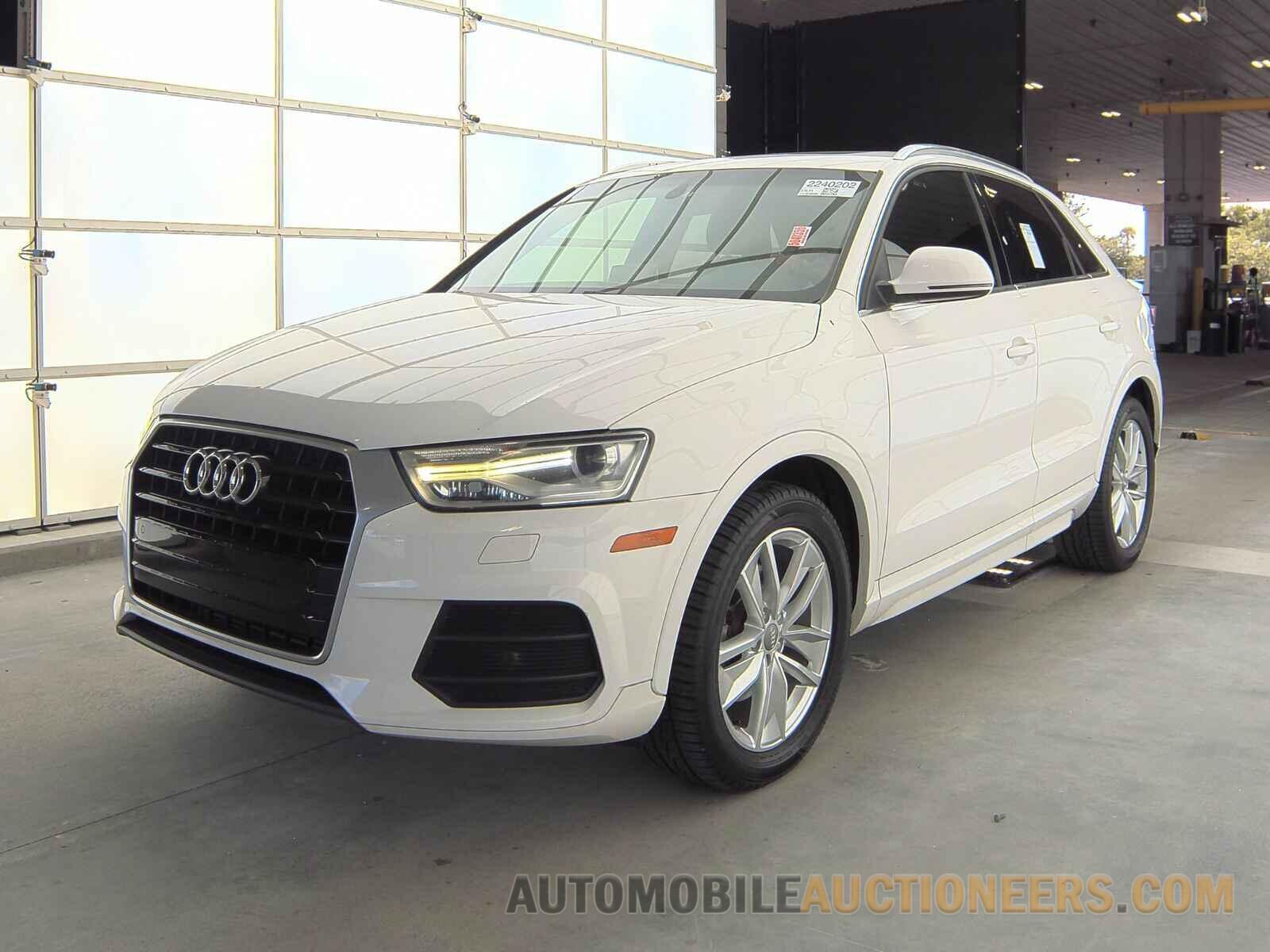 WA1BFCFS6GR008427 Audi Q3 2016