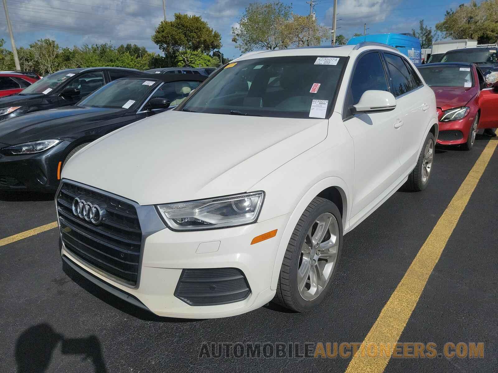 WA1BFCFS8GR016111 Audi Q3 2016