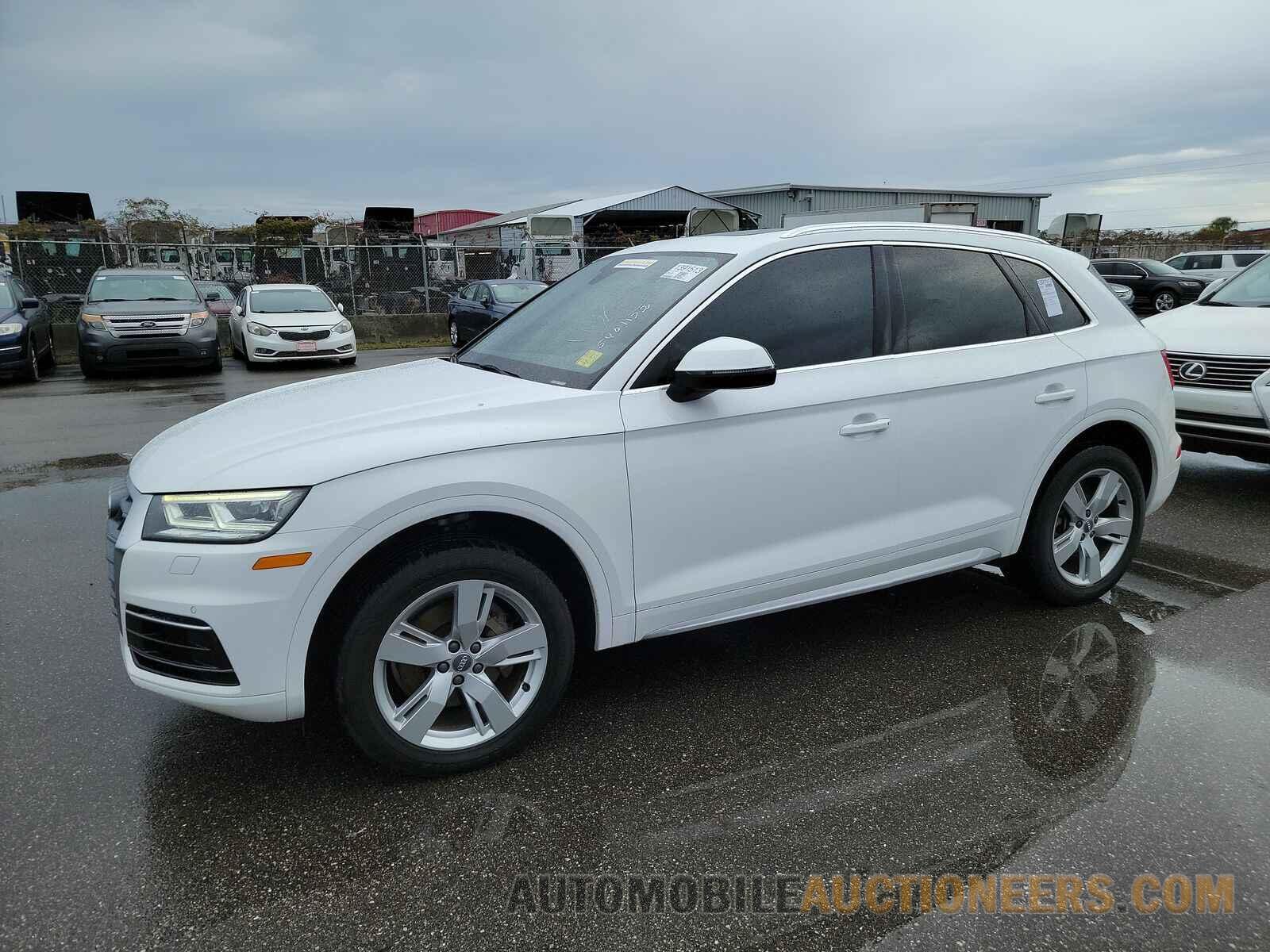 WA1BNAFY2J2219961 Audi Q5 2018