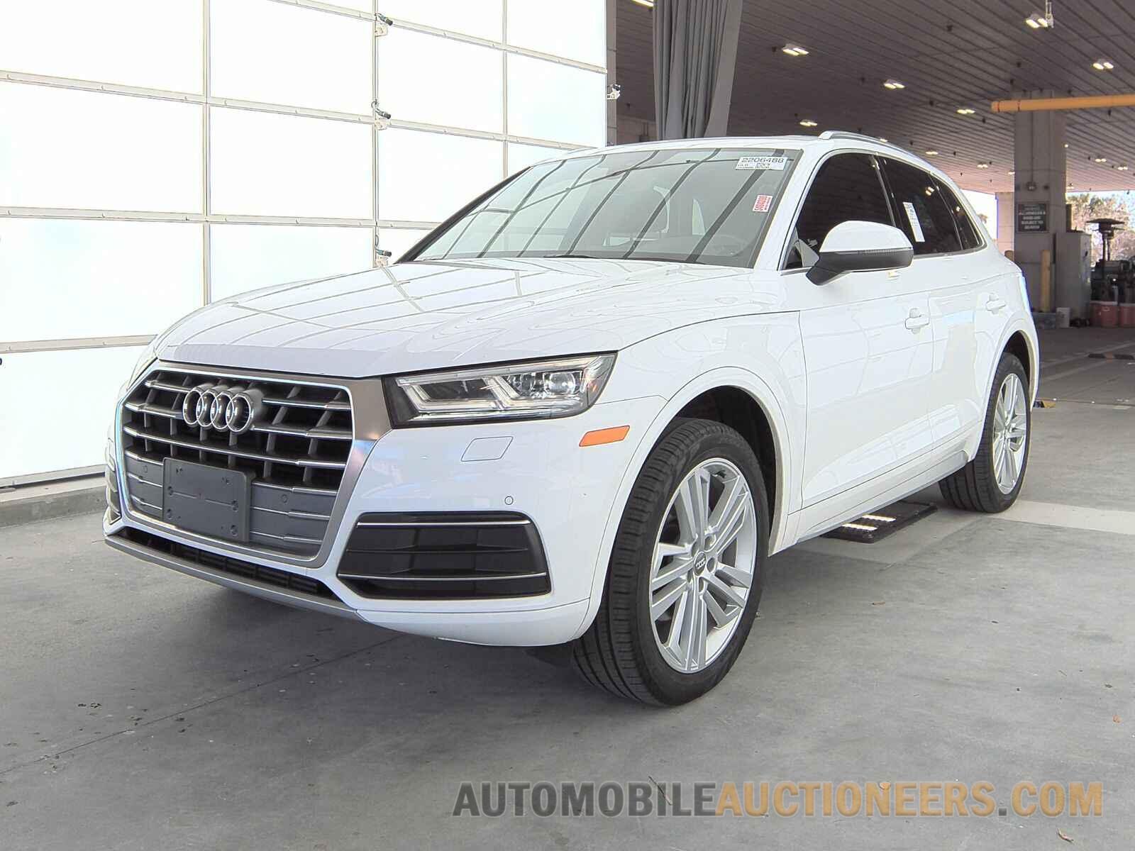 WA1BNAFY4J2124060 Audi Q5 2018