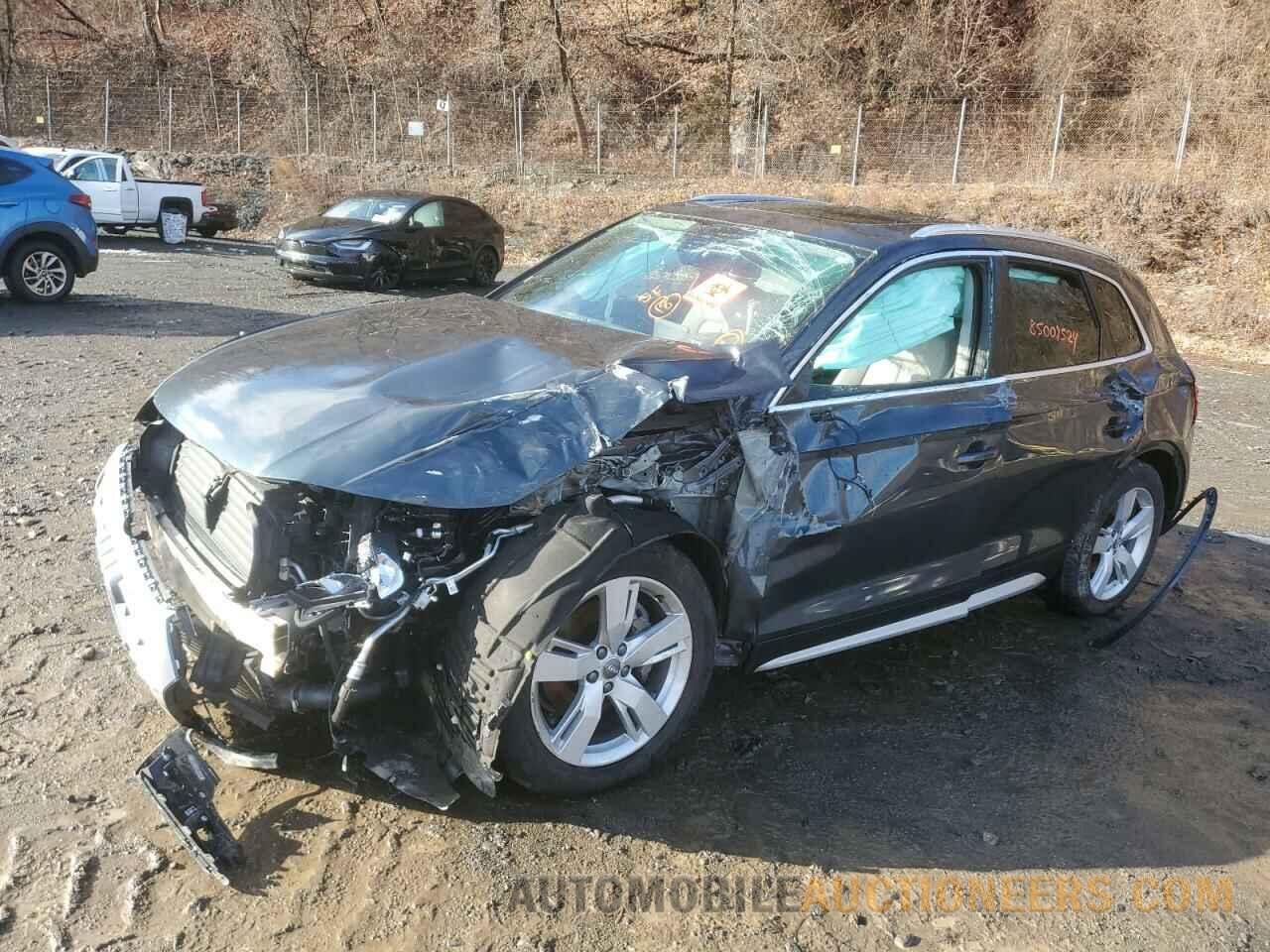 WA1BNAFY5J2240660 AUDI Q5 2018