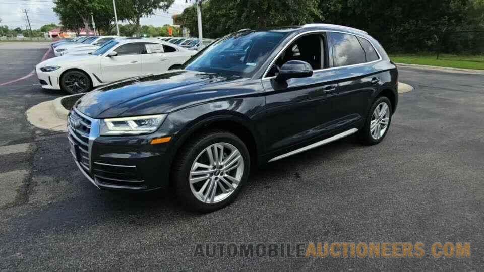 WA1BNAFY7K2017277 Audi Q5 2019