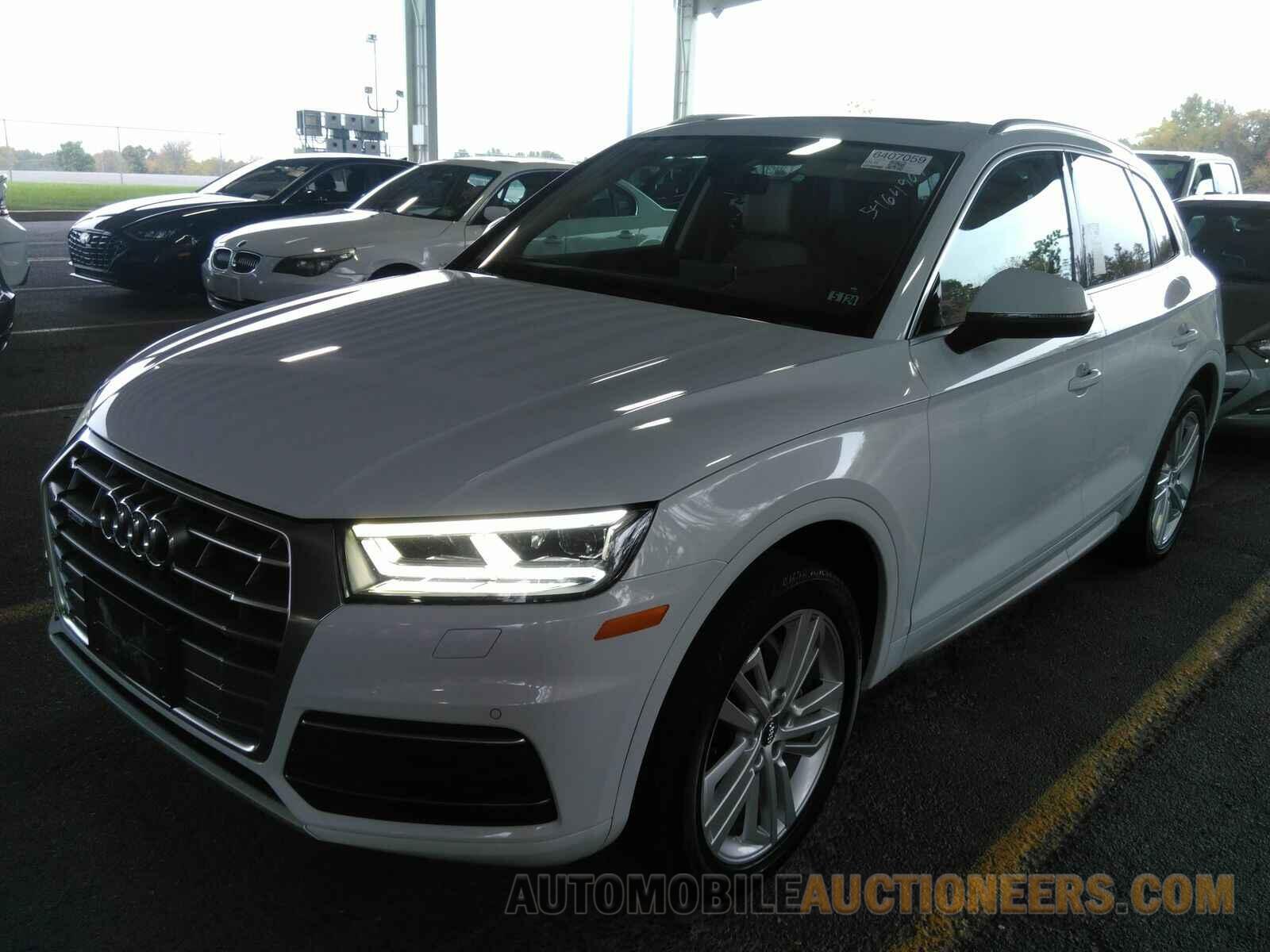 WA1BNAFY7K2082727 Audi Q5 2019