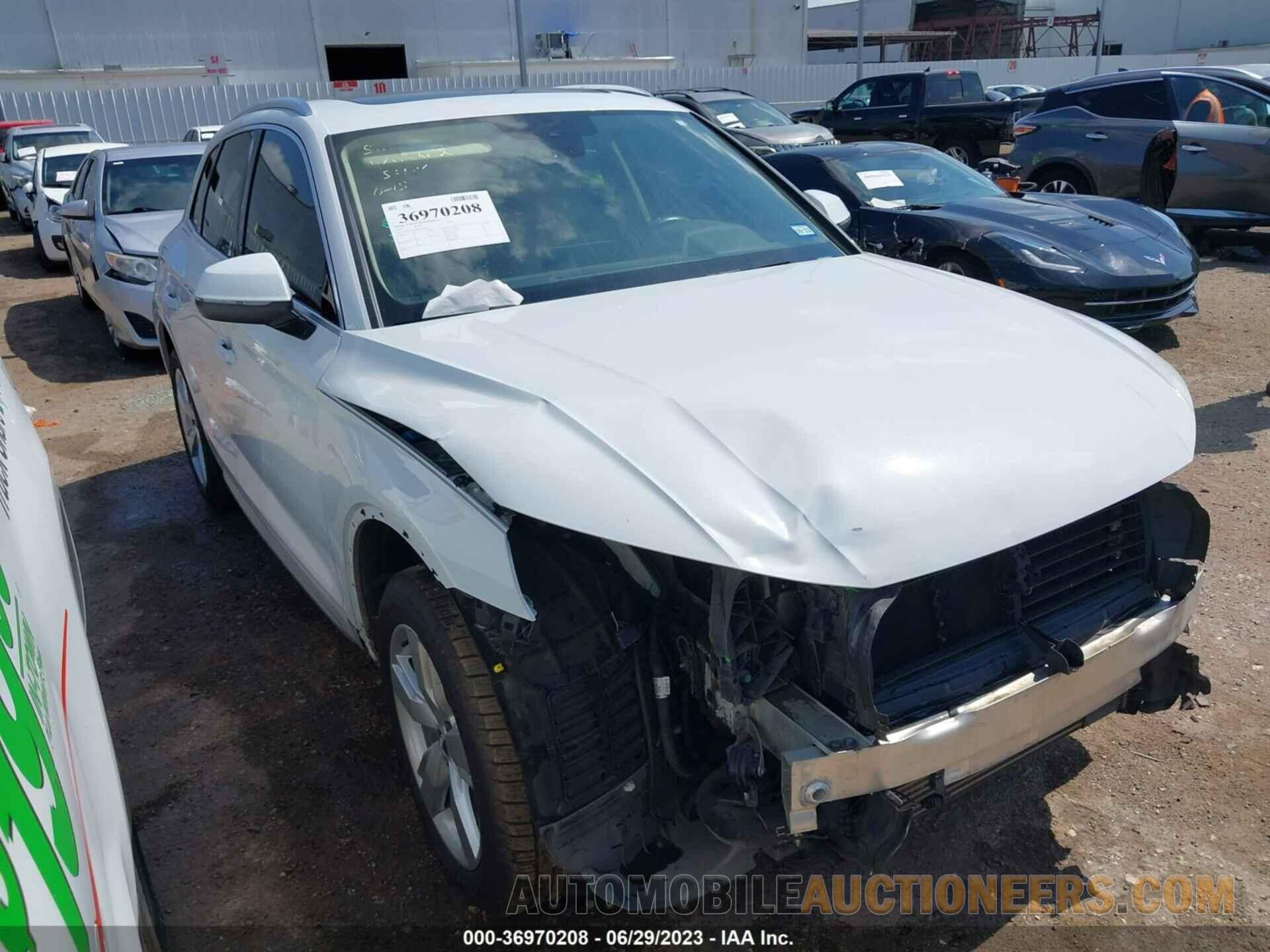 WA1BNAFY8K2094000 AUDI Q5 2019