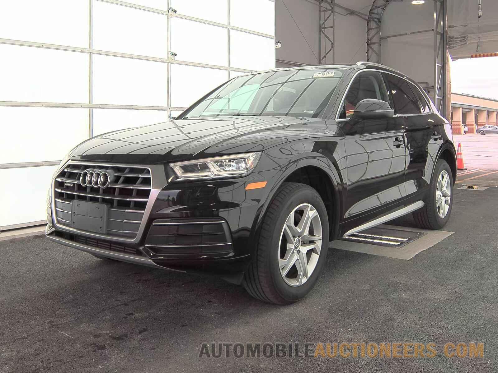 WA1BNAFY9J2173867 Audi Q5 2018