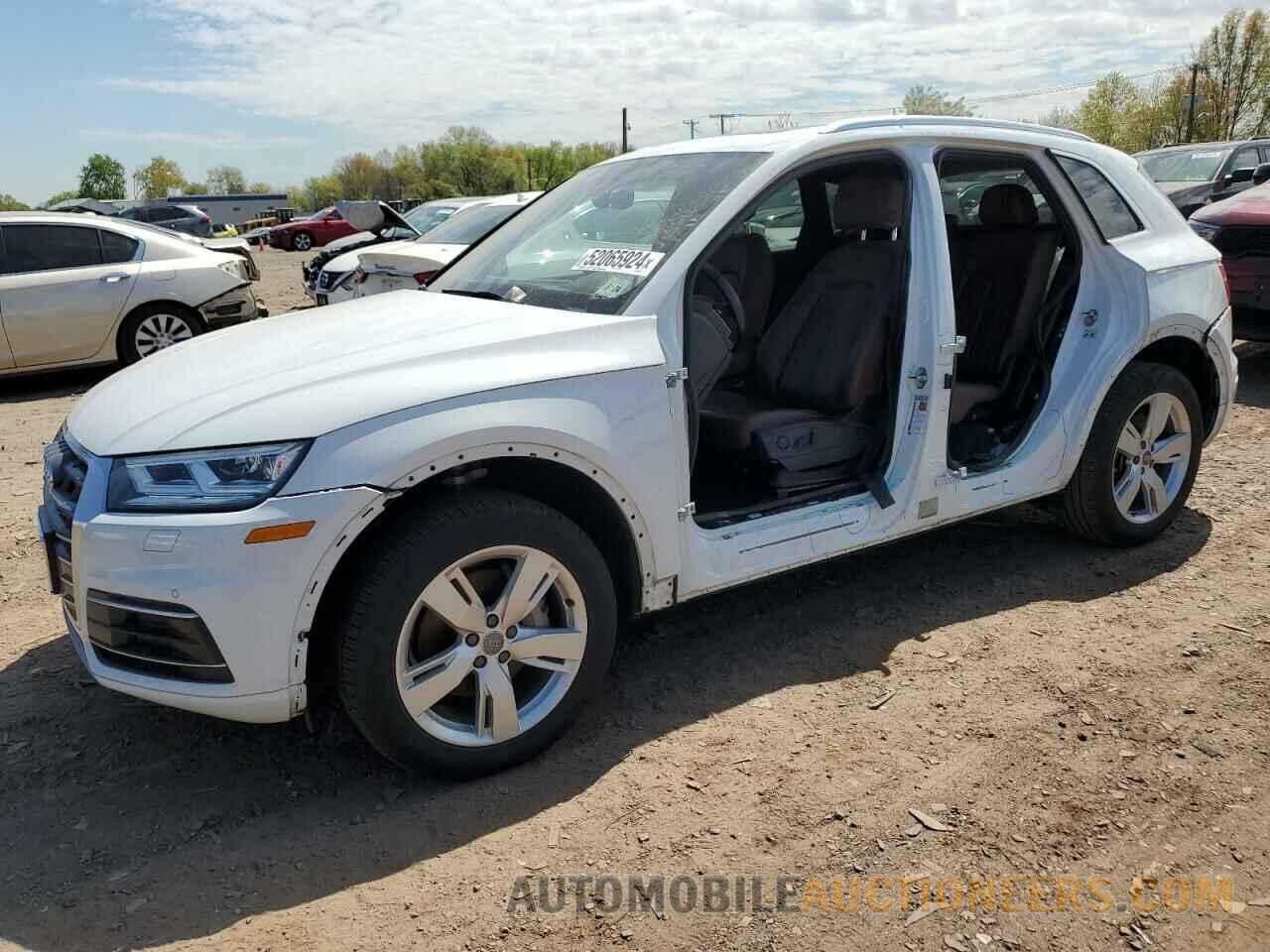 WA1BNAFYXK2042013 AUDI Q5 2019