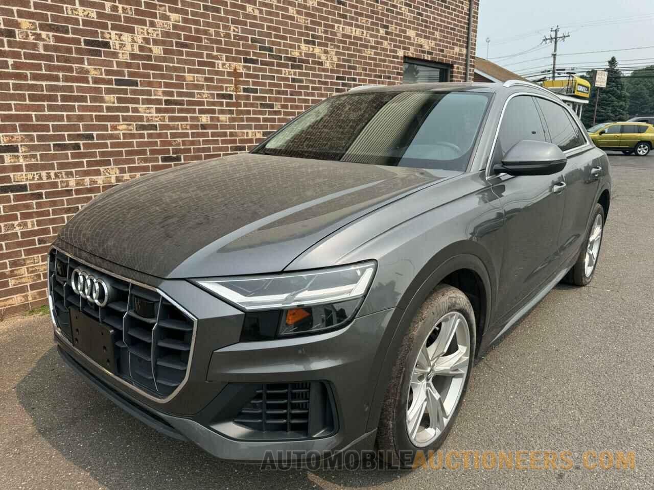 WA1BVAF10KD011795 AUDI Q8 2019