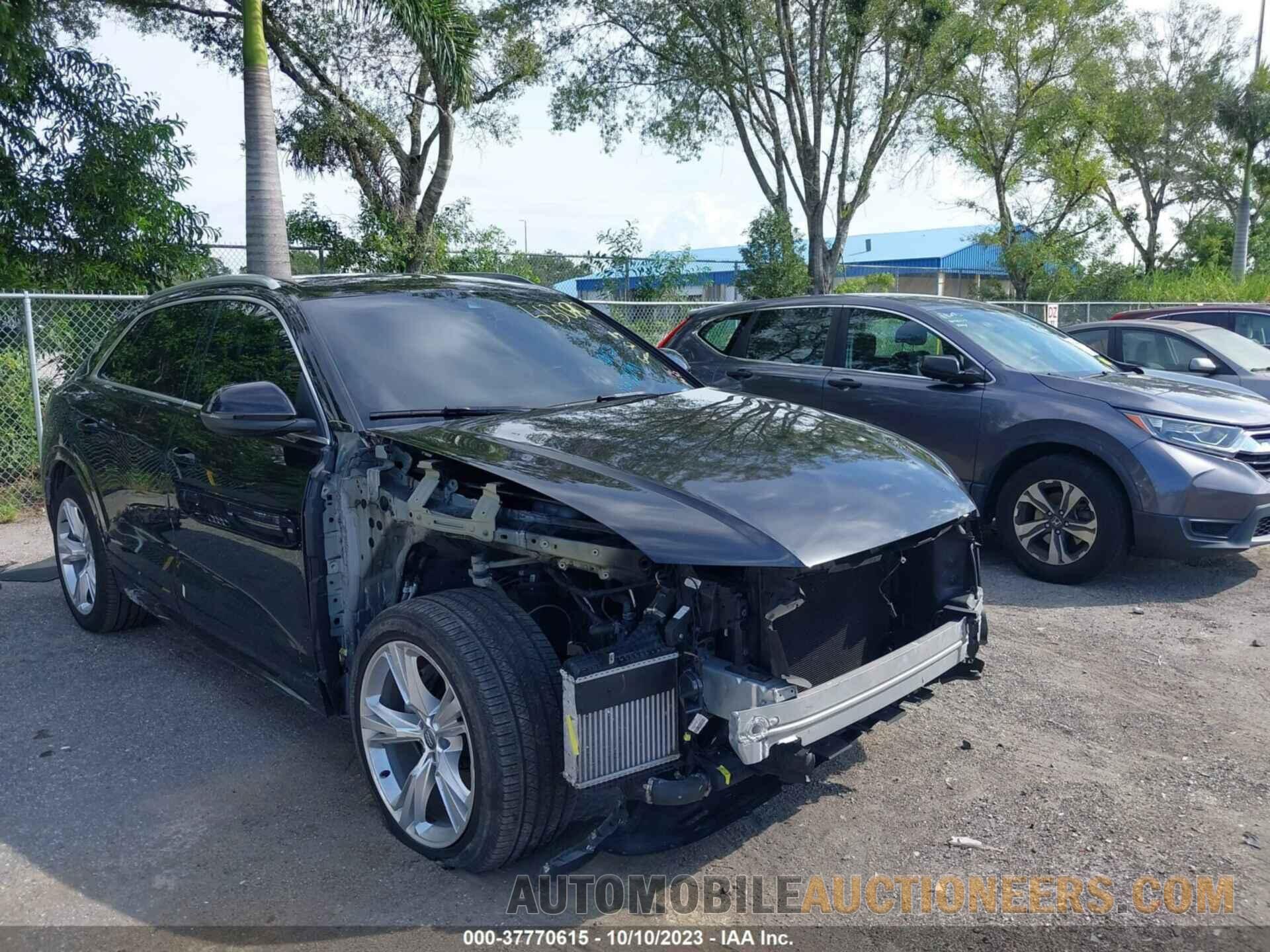 WA1BVAF10KD046692 AUDI Q8 2019