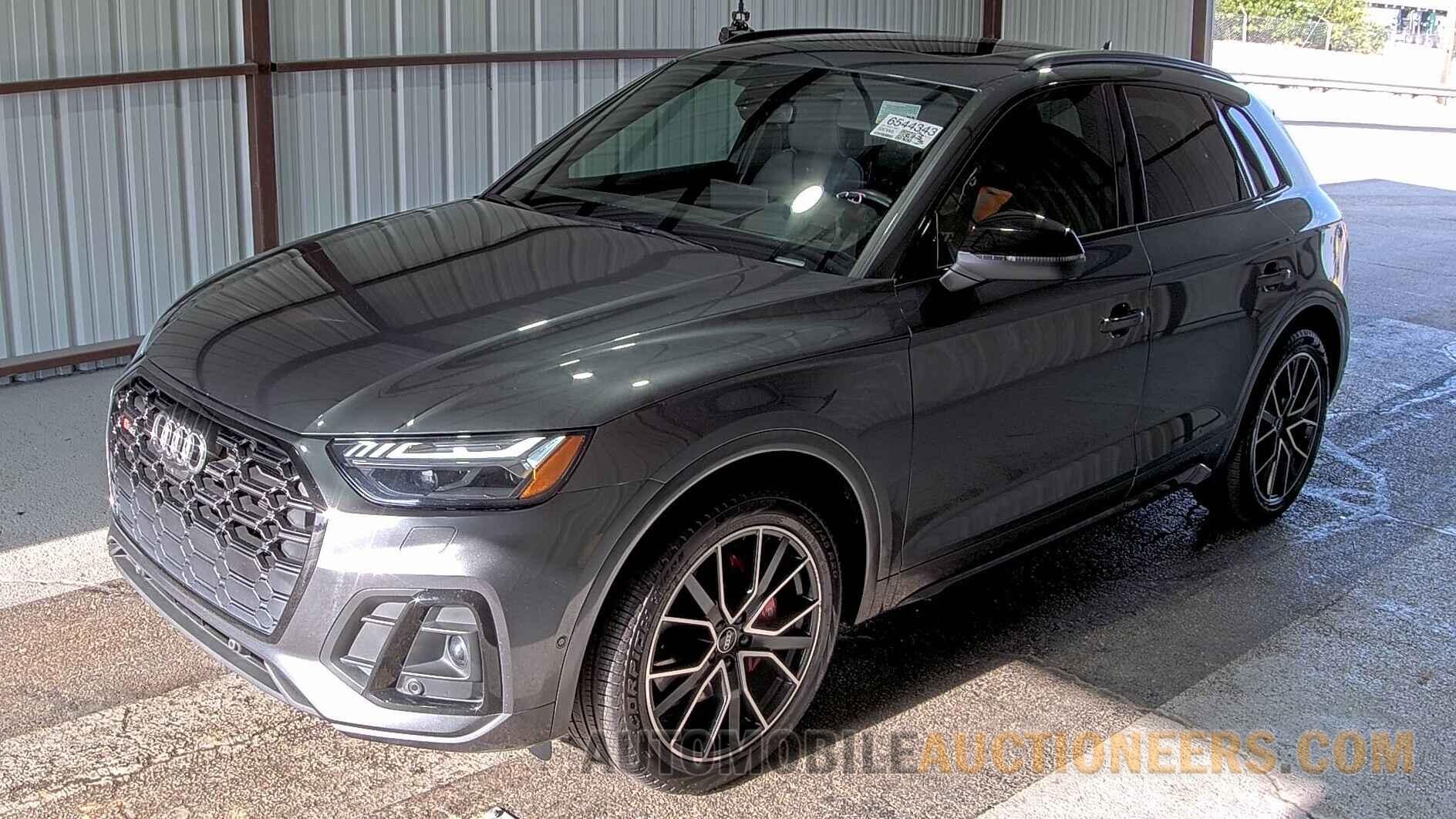 WA1C4AFY8M2017587 Audi SQ5 2021