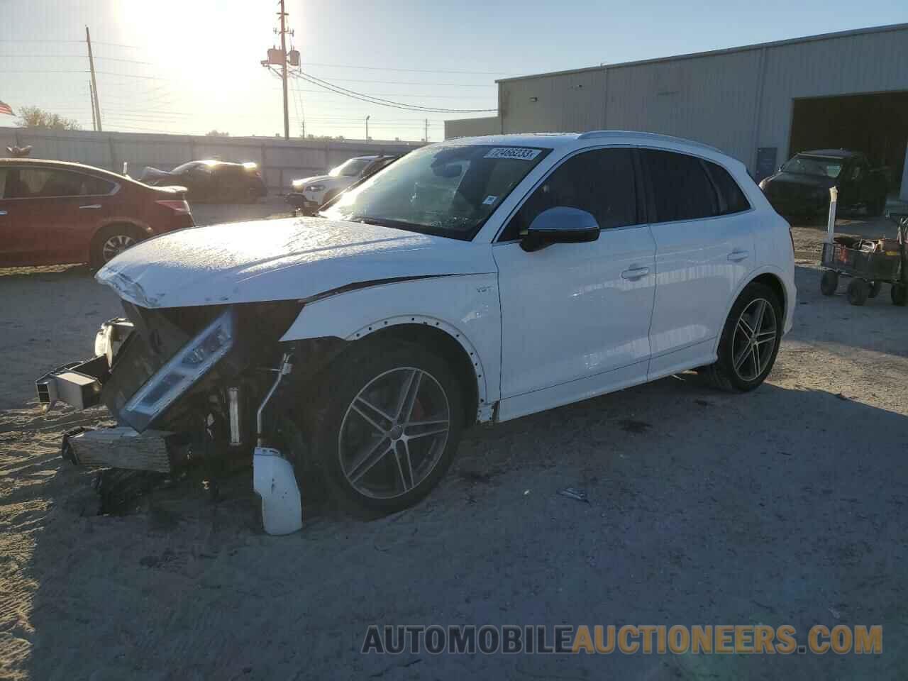 WA1C4AFY9J2235243 AUDI SQ5 2018