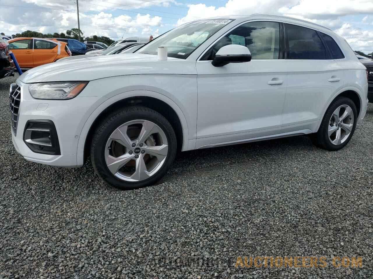 WA1CAAFY4M2056489 AUDI Q5 2021