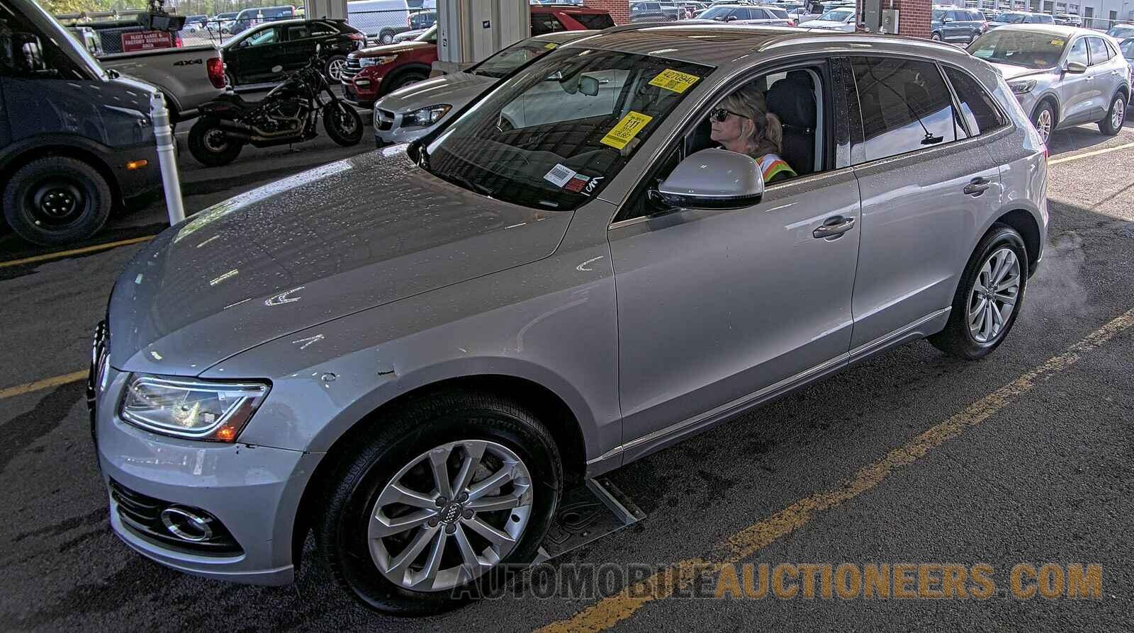 WA1CFAFP0FA096182 Audi Q5 2015