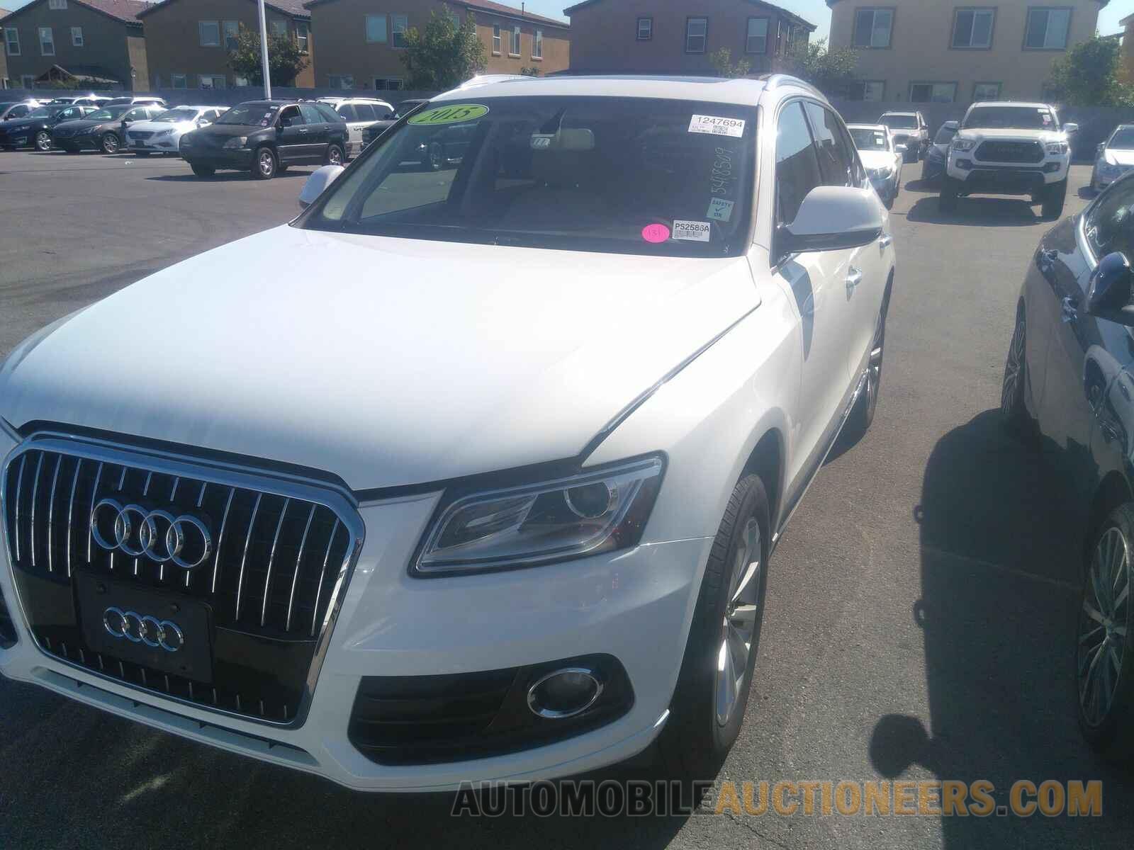 WA1CFAFP6FA077541 Audi Q5 2015