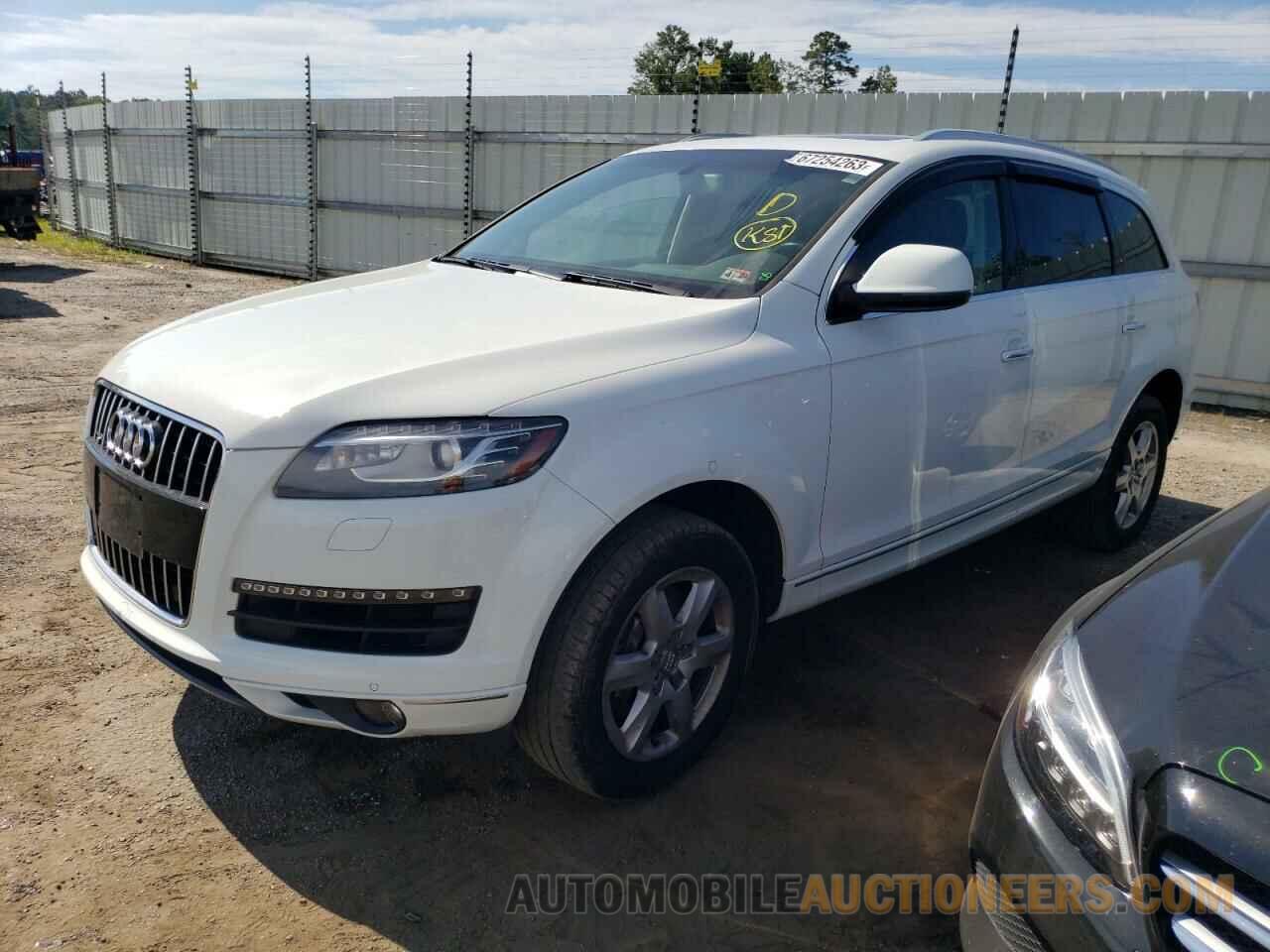 WA1CGAFE8FD018176 AUDI Q7 2015