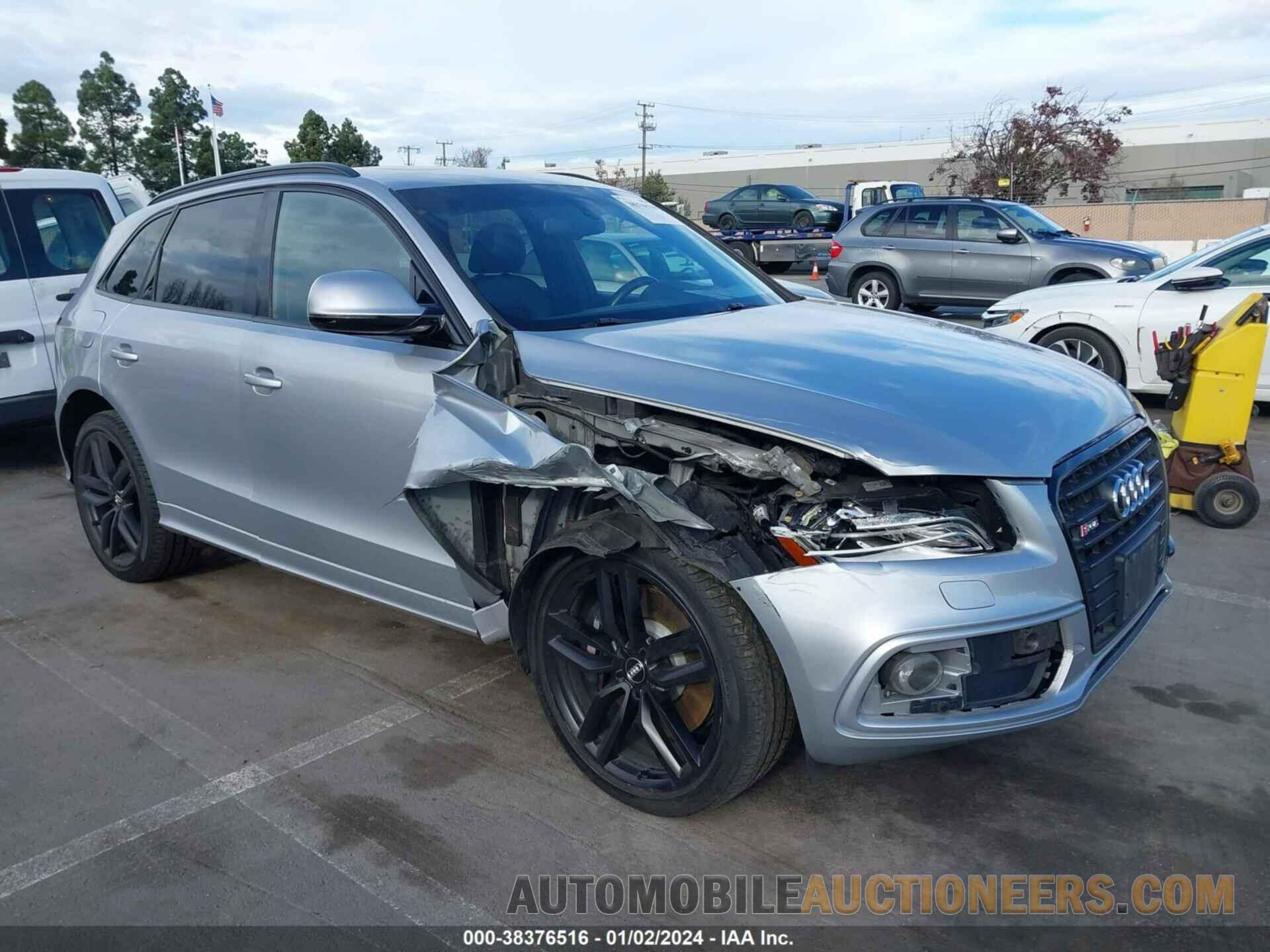 WA1CGAFP0FA133762 AUDI SQ5 2015