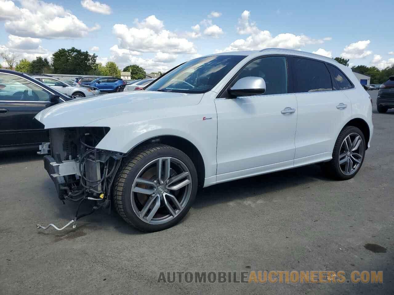 WA1CGAFP6FA048943 AUDI SQ5 2015