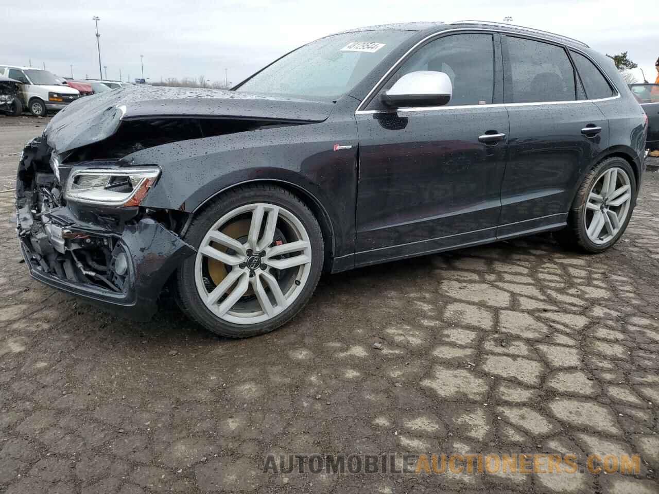 WA1CGAFPXFA010938 AUDI SQ5 2015